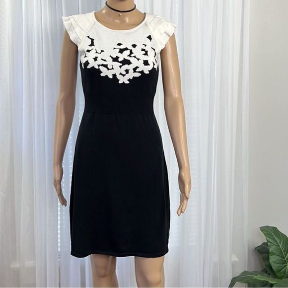 Lilly Pulitzer Sweater Dress Gorgeous! NWT Small - Picture 1 of 11